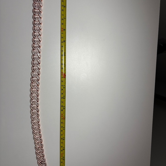 Jewlery - Picture 1 of 2
